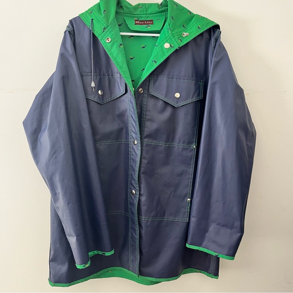 Vtg MIZZ LIZZ rain coat Navy & green w/block pattern whales 90s sz small/medium